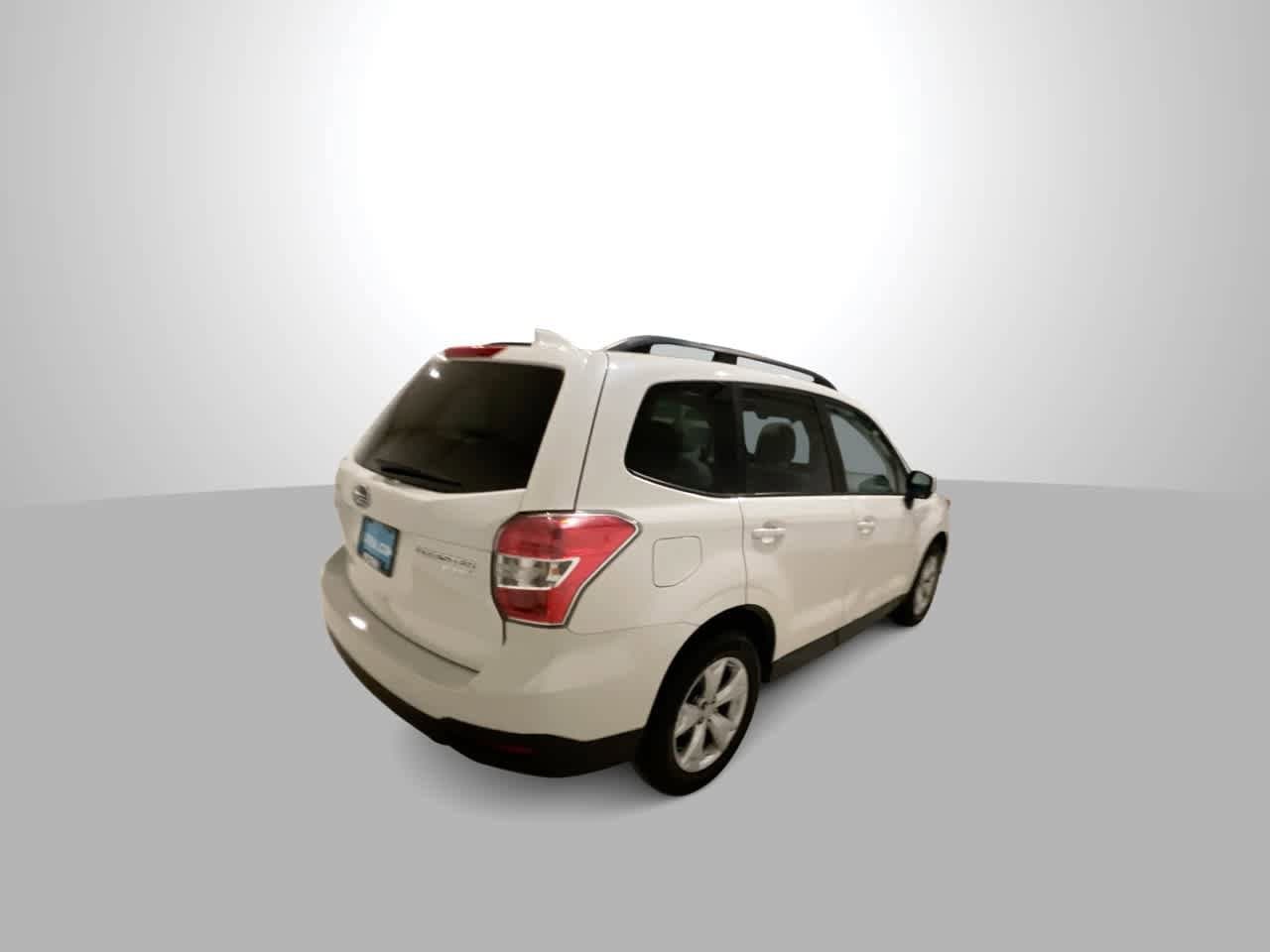 Thumbnail: 2016 Subaru Forester - 8