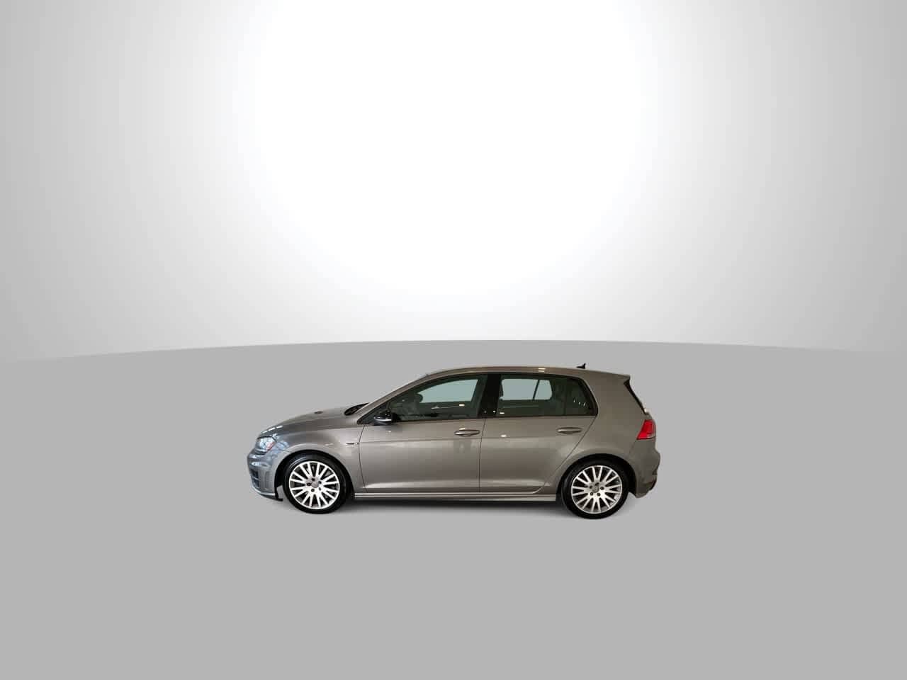 Thumbnail: 2016 Volkswagen Golf - 5