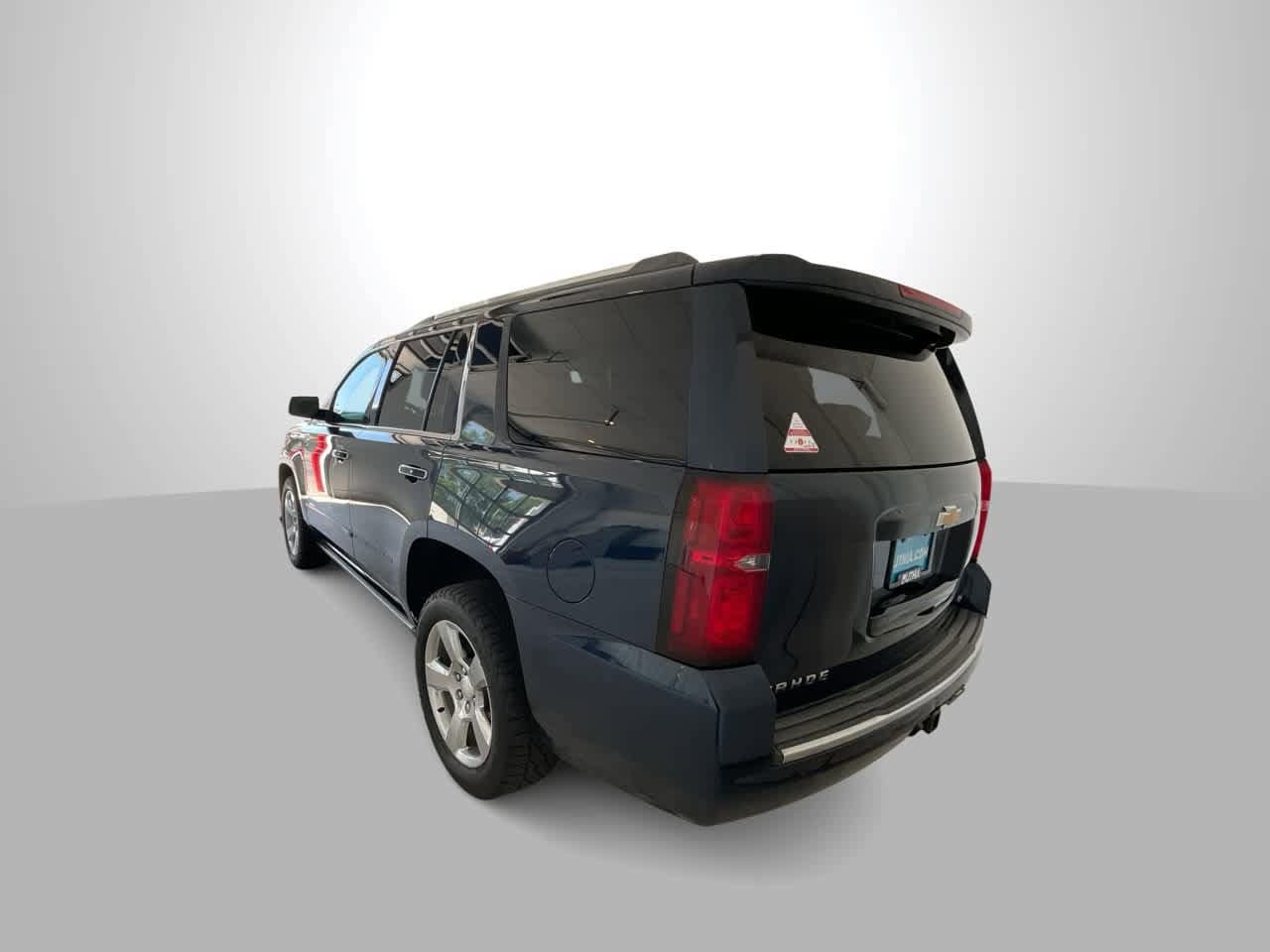 Thumbnail: 2017 Chevrolet Tahoe - 6