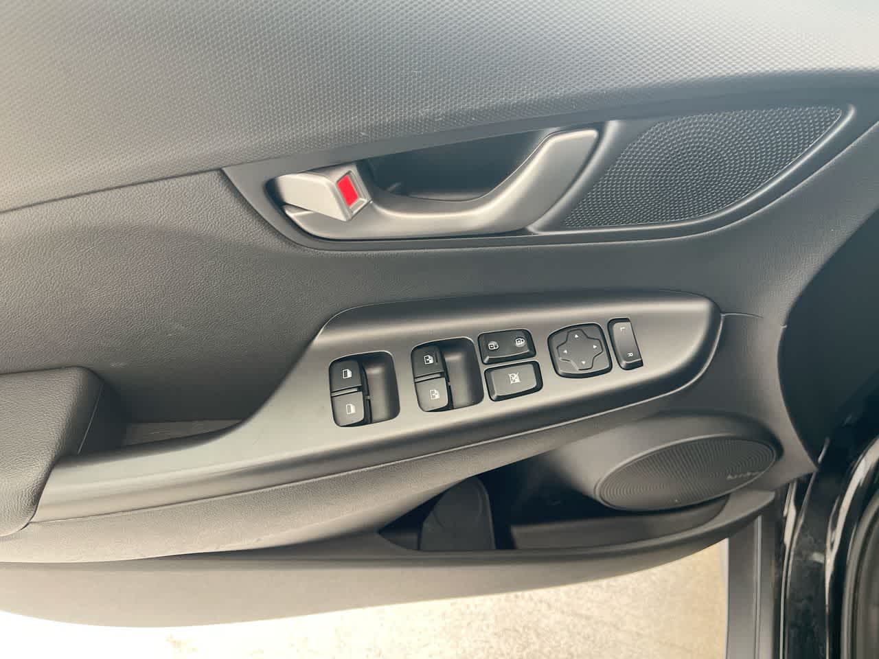Thumbnail: 2020 Hyundai Kona - 13