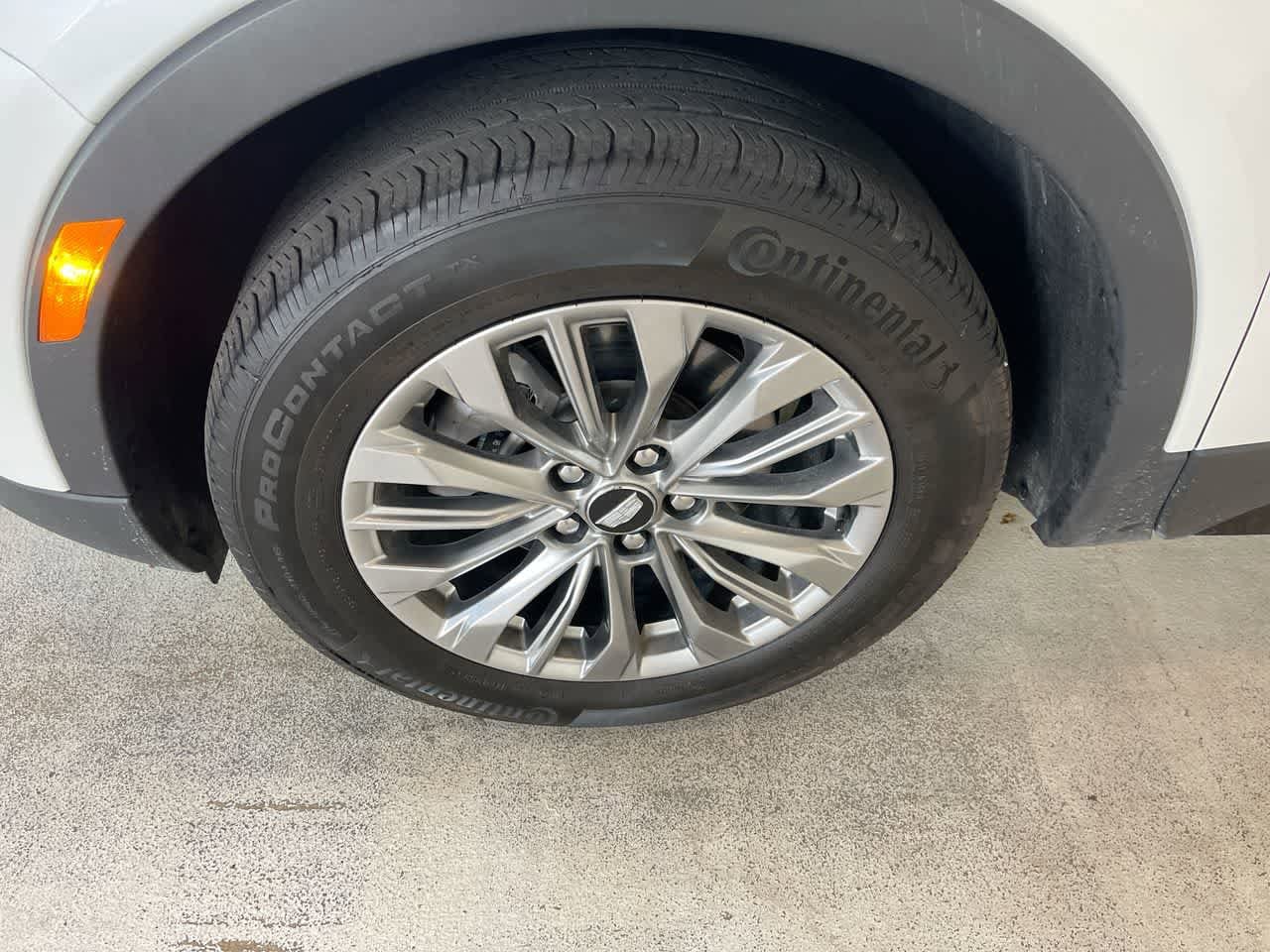 Thumbnail: 2024 Cadillac XT4 - 10