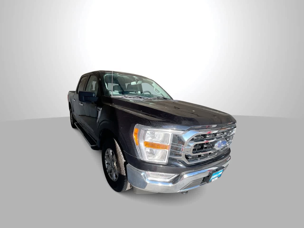 Used 2022 Ford F-150 XLT 4WD SuperCrew 5.5 Box Truck