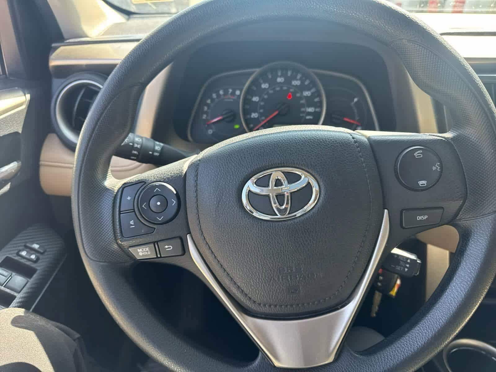 Thumbnail: 2015 Toyota RAV4 - 43