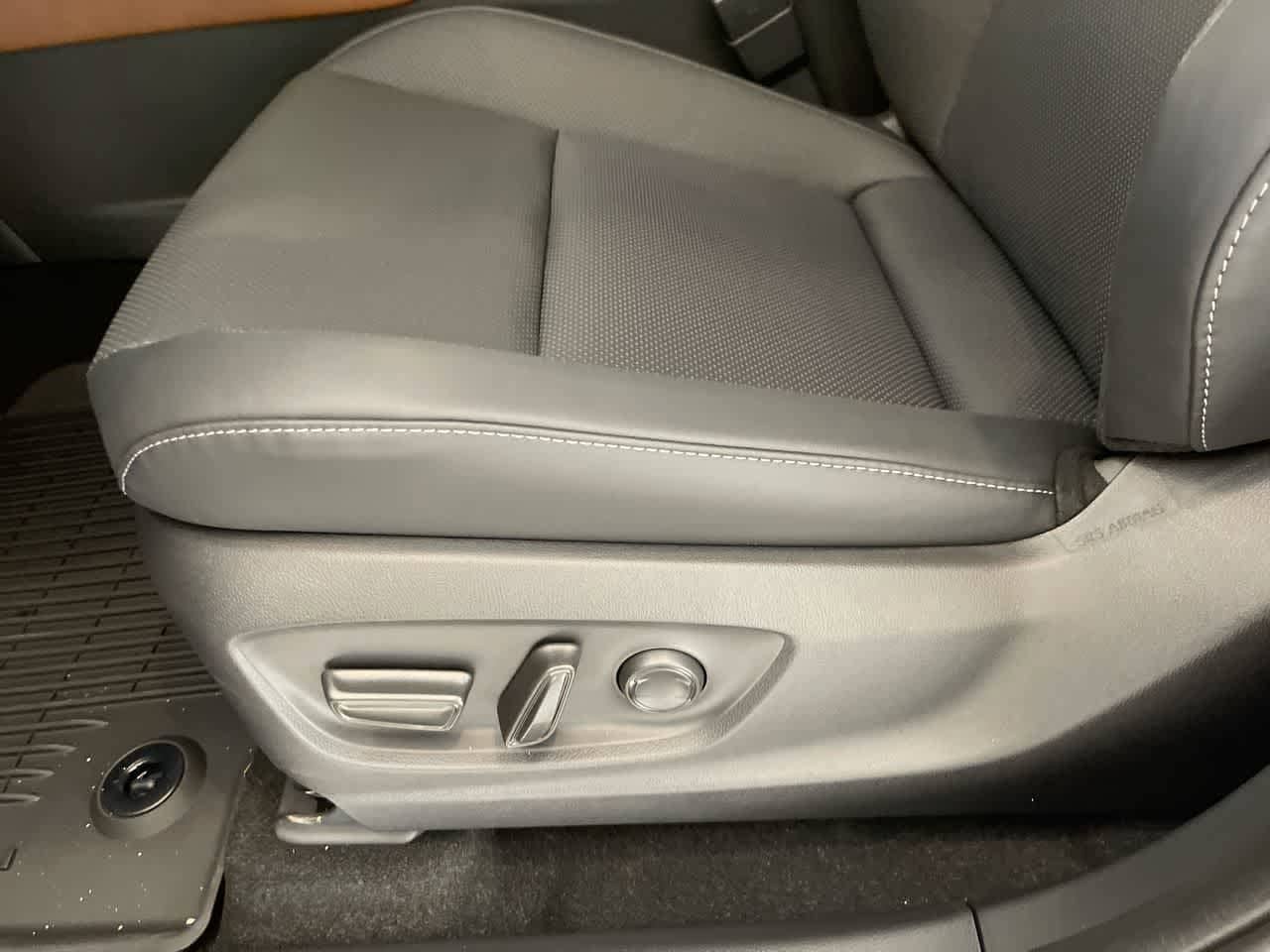 Thumbnail: 2026 Toyota Crown - 12