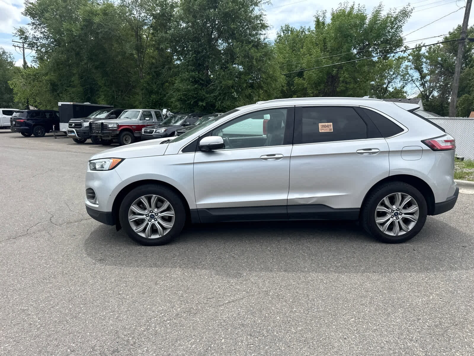 2019 Ford Edge Titanium 23