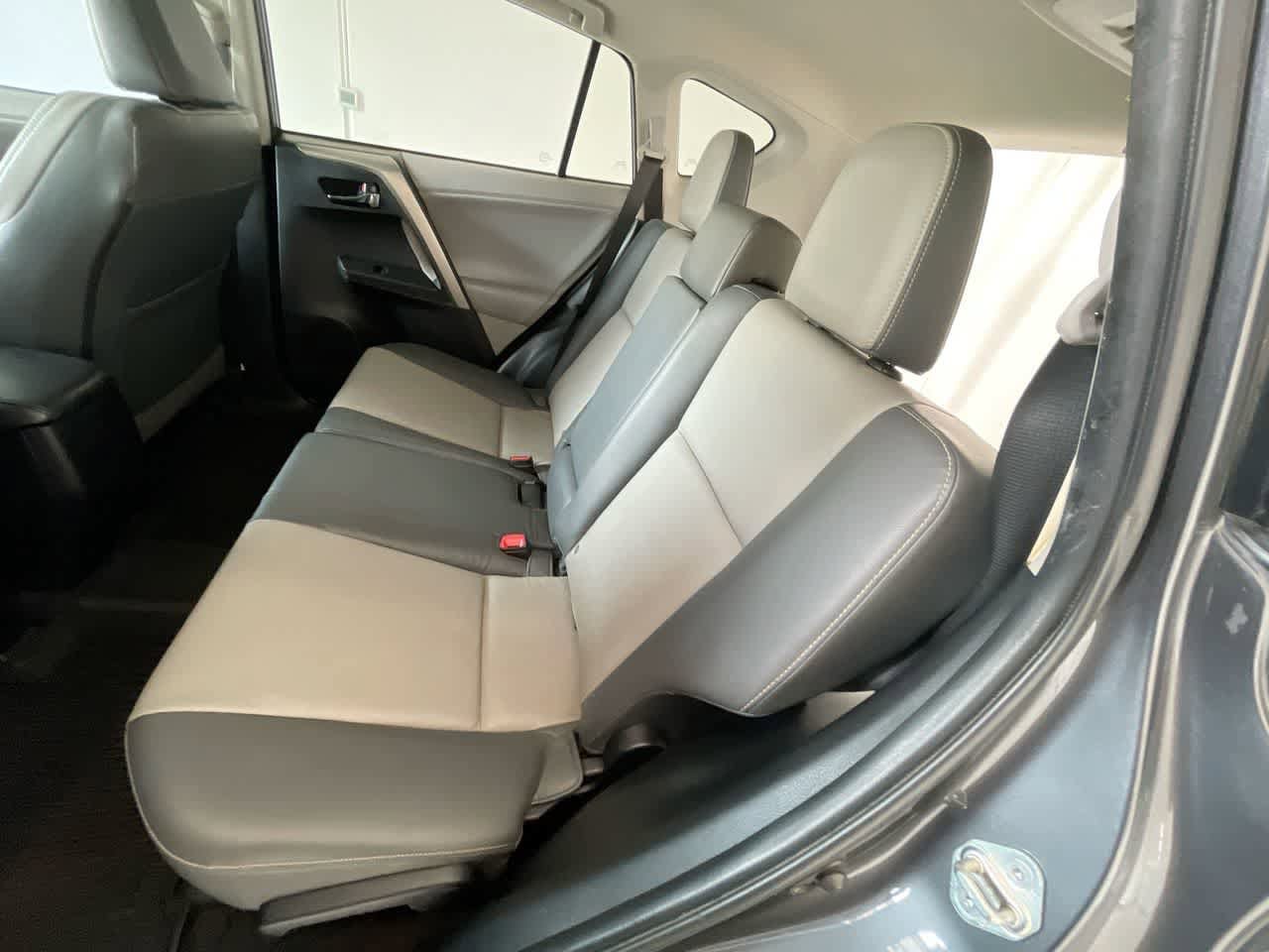 Thumbnail: 2013 Toyota RAV4 - 22