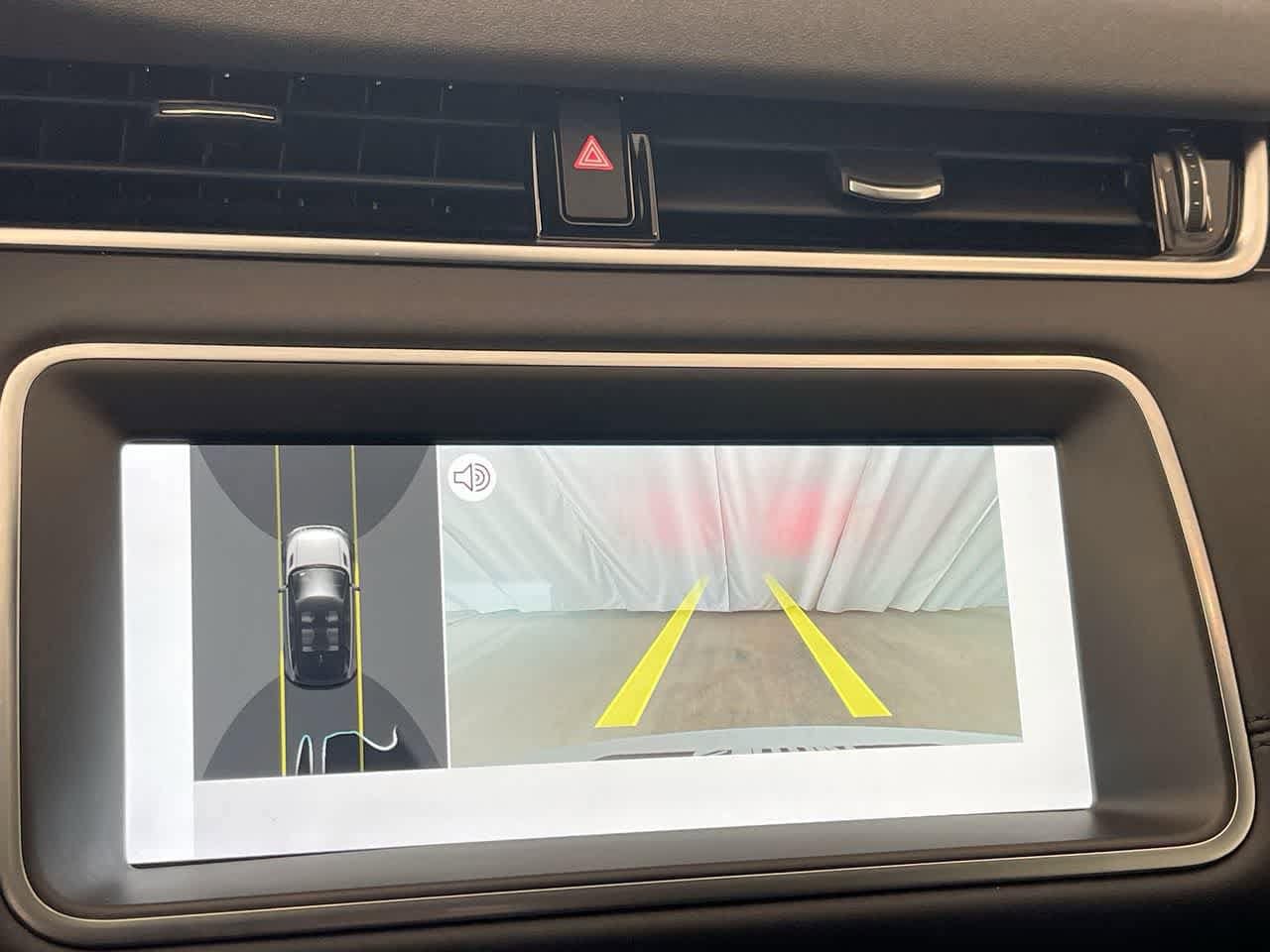 Thumbnail: 2022 Land Rover Range Rover Evoque - 17