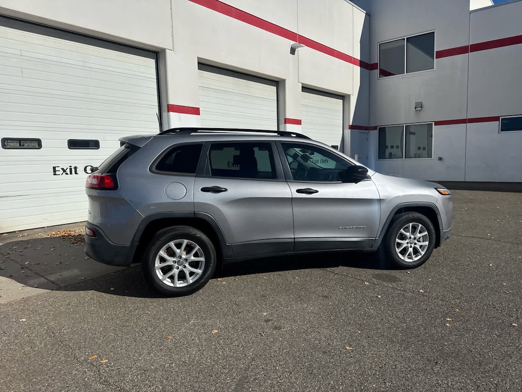 Used 2017 Jeep Cherokee Sport Sport Utility