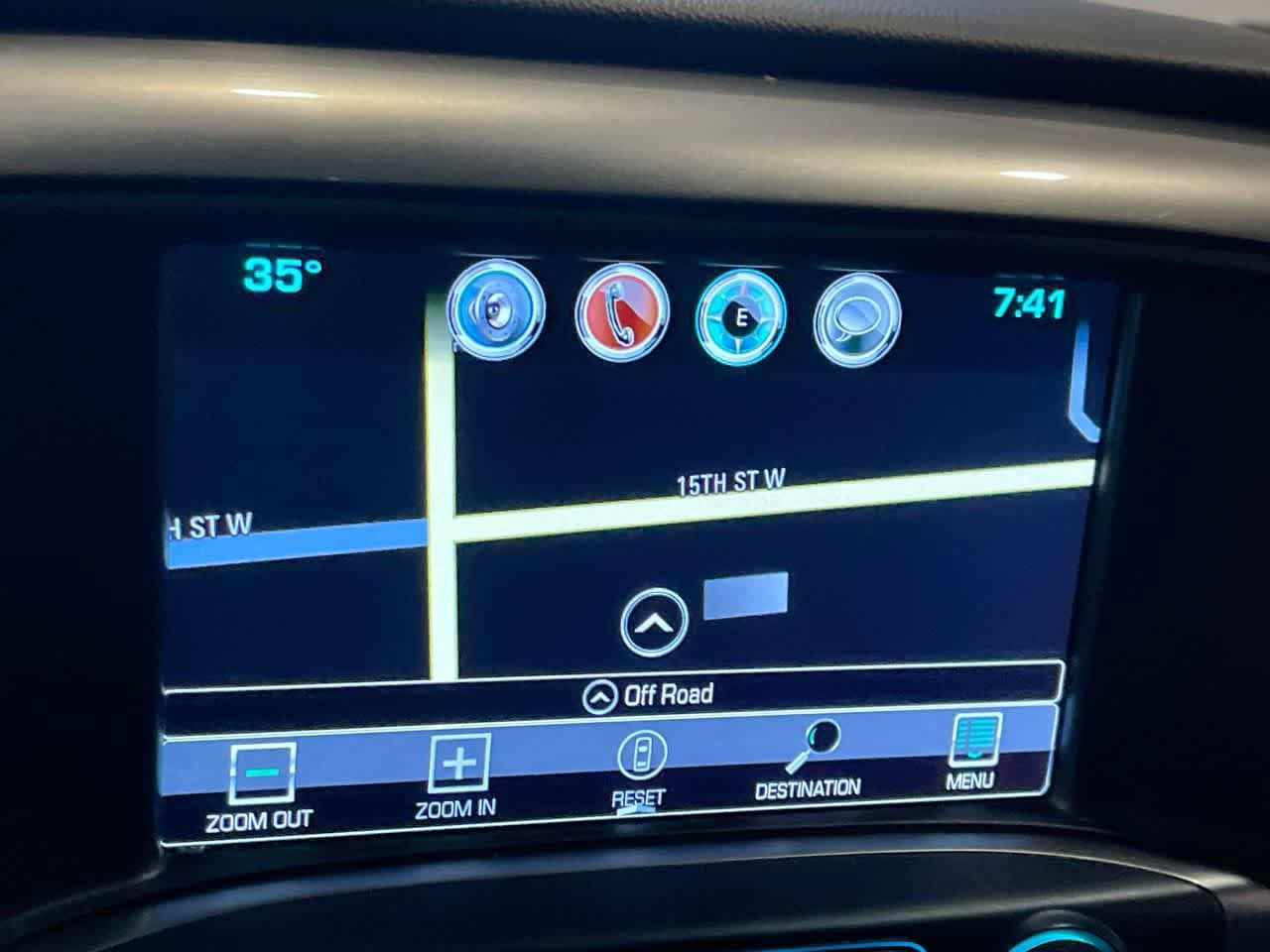 Thumbnail: 2018 Chevrolet Silverado 1500 - 18