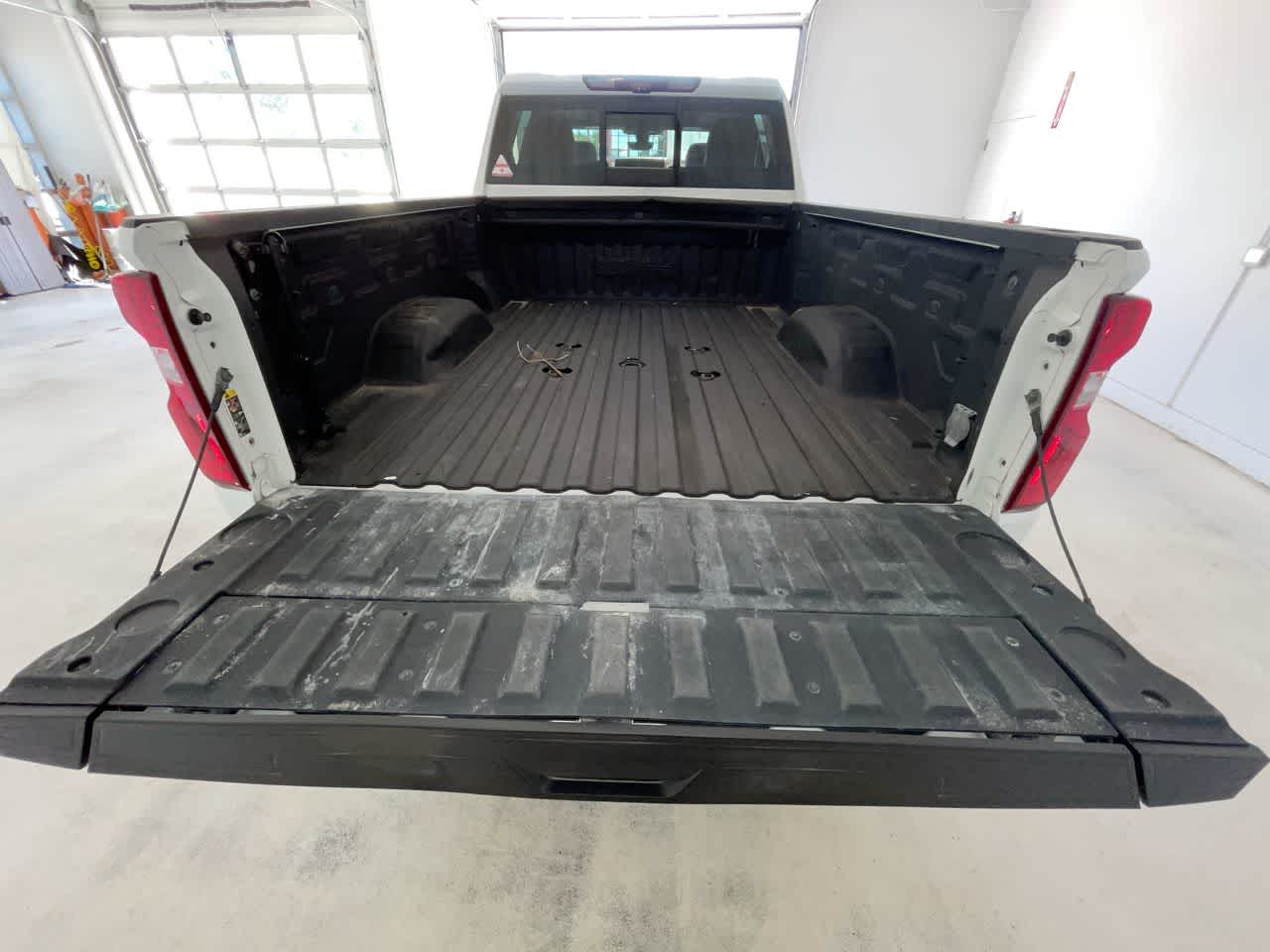 2023 Chevrolet Silverado 2500HD High Country - Photo 24