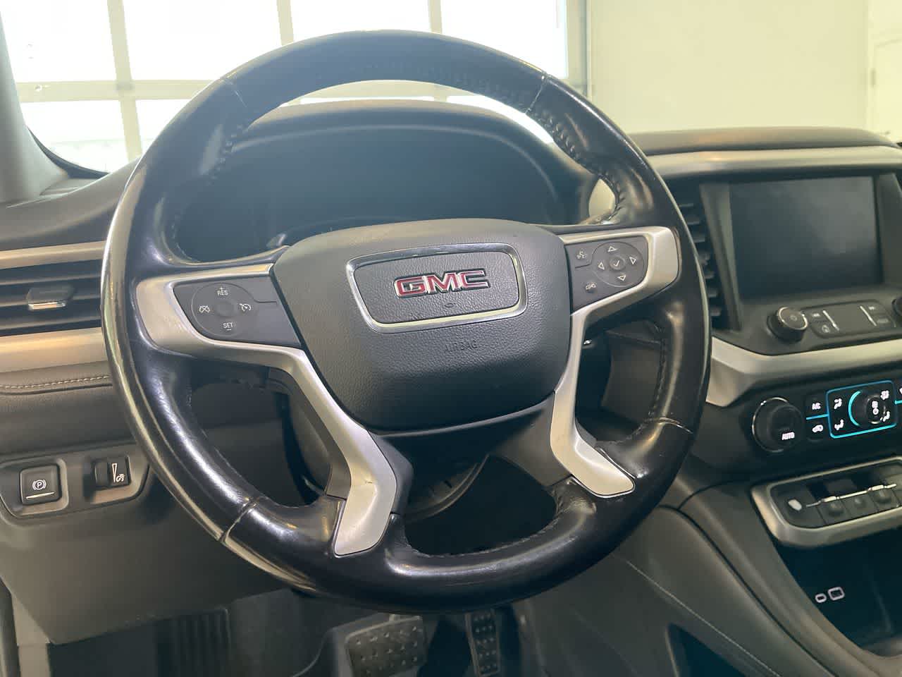 2020 GMC Acadia SLT - Photo 14