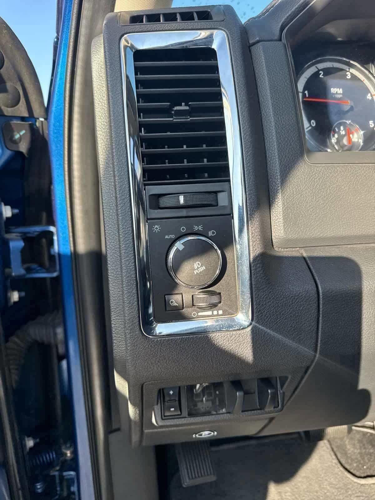 Thumbnail: 2011 RAM 3500 - 42