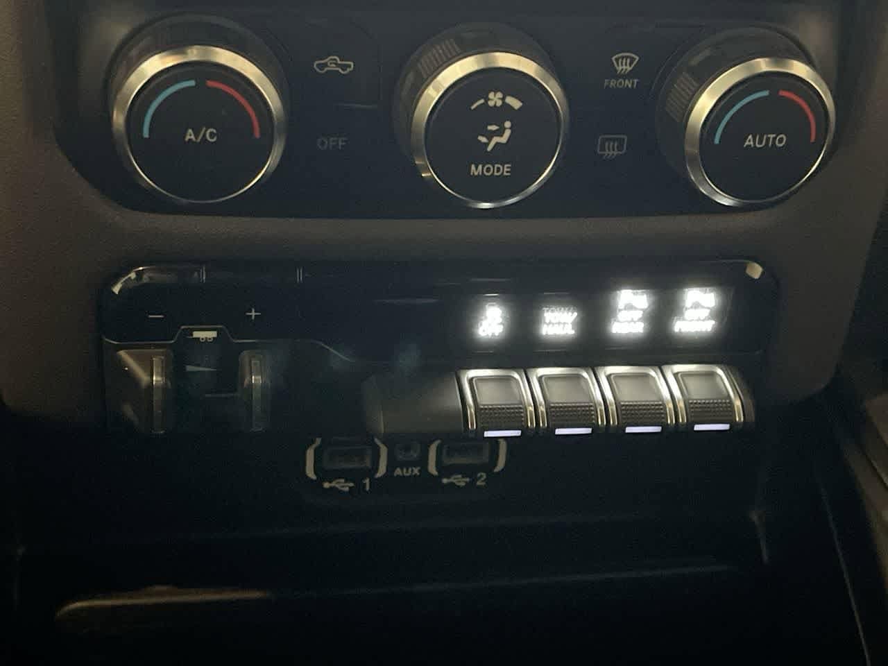 Thumbnail: 2020 RAM 1500 - 18