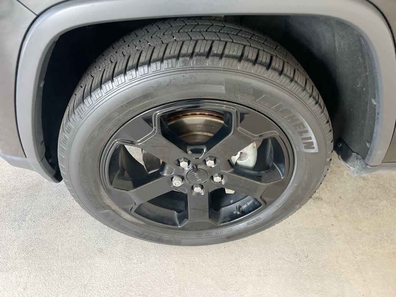 Thumbnail: 2018 Jeep Grand Cherokee - 10