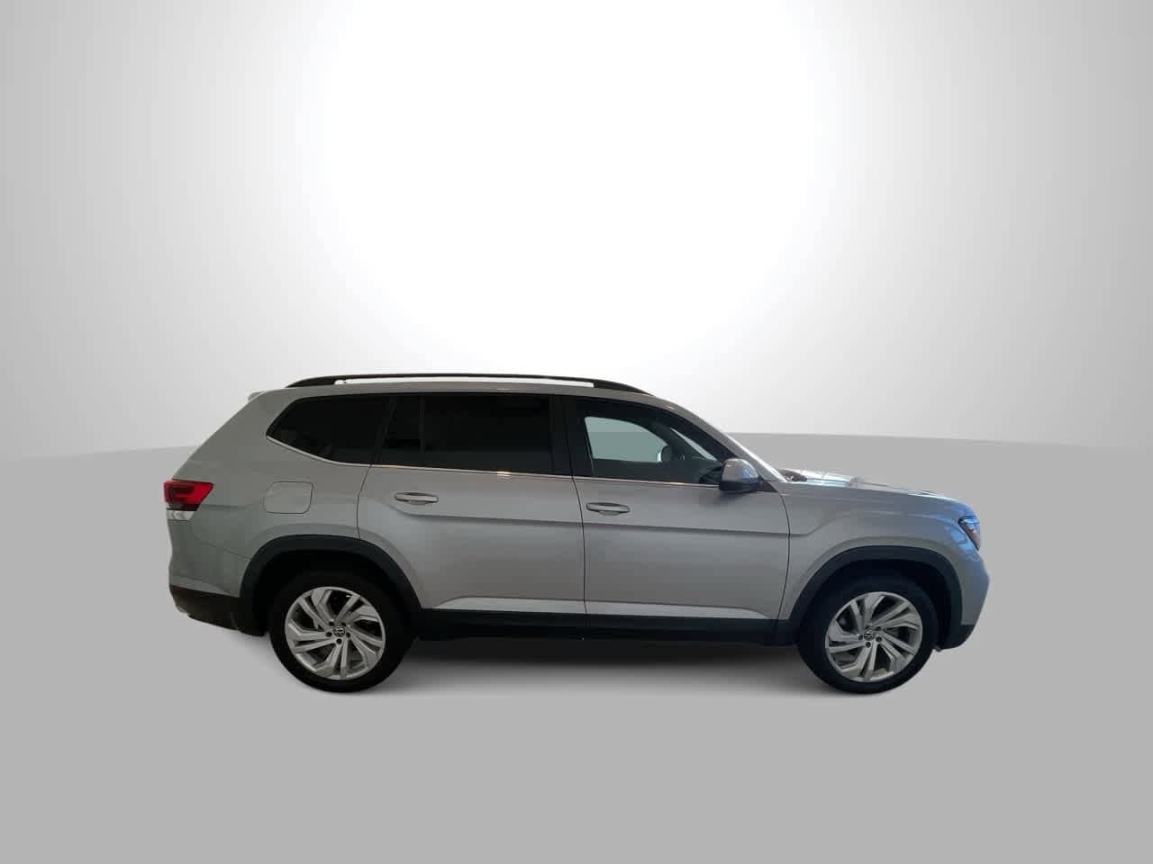 Thumbnail: 2021 Volkswagen Atlas - 9