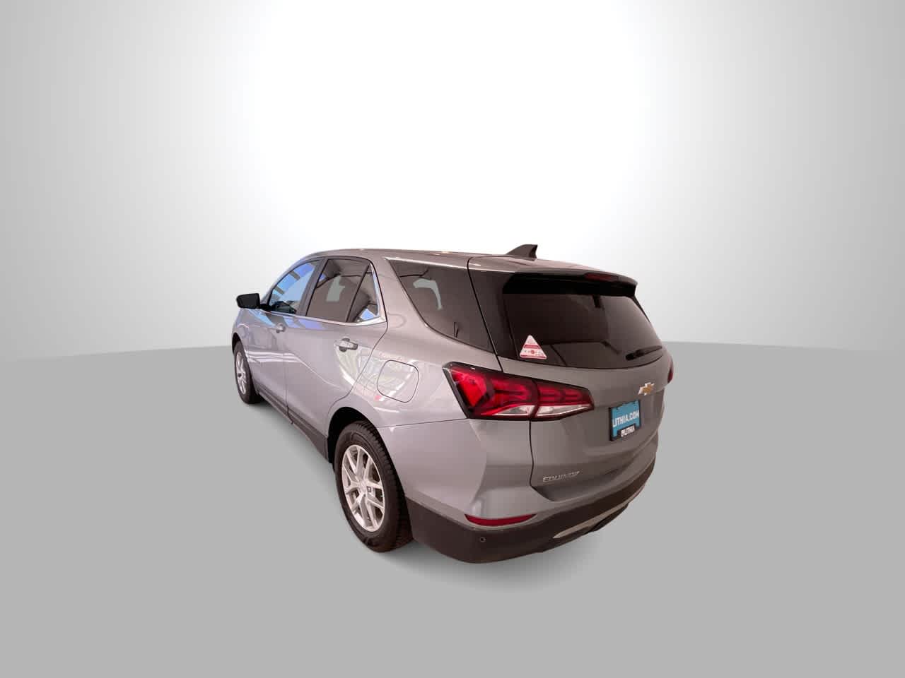 Thumbnail: 2023 Chevrolet Equinox - 6