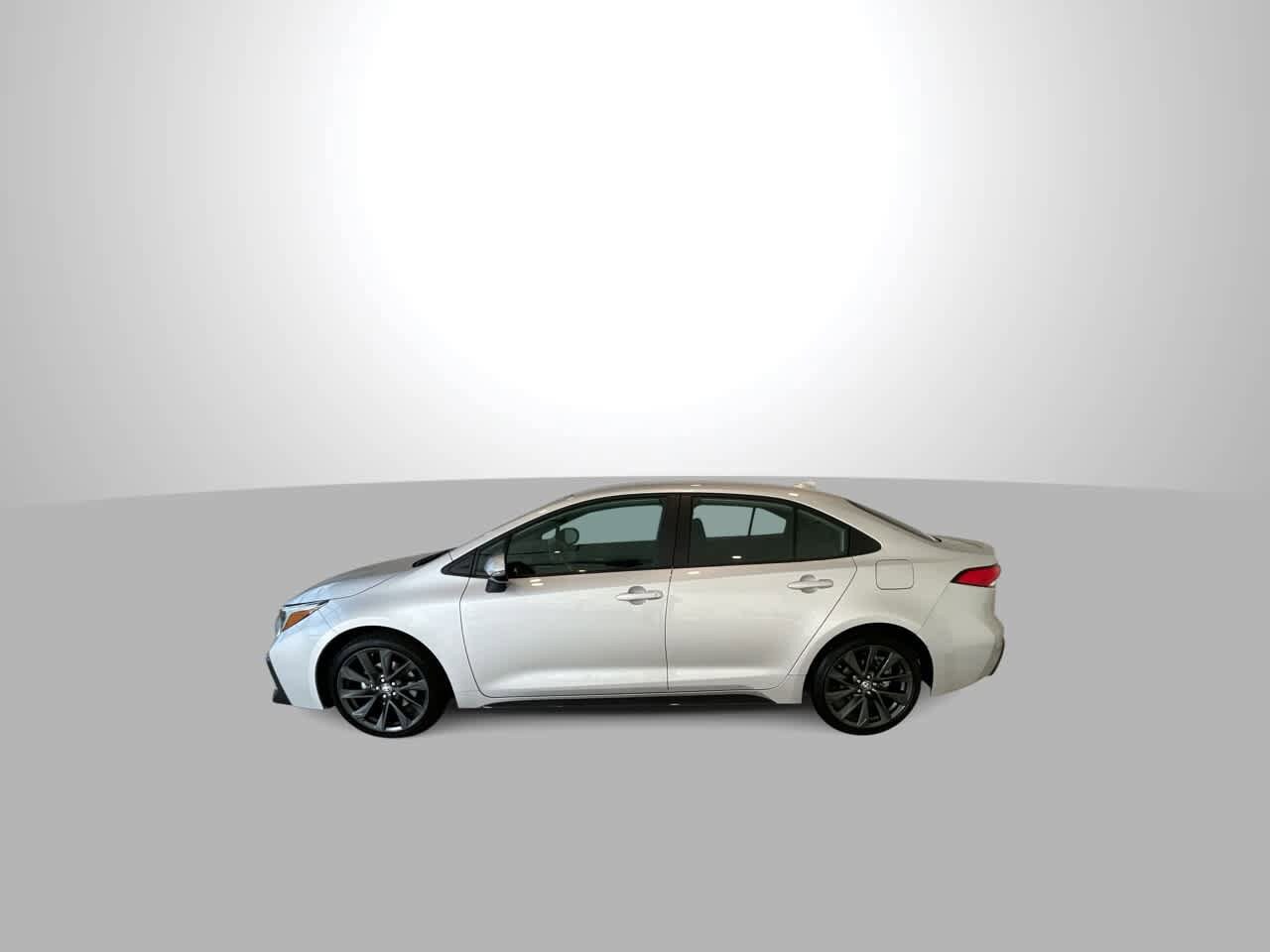 Thumbnail: 2025 Toyota Corolla - 5