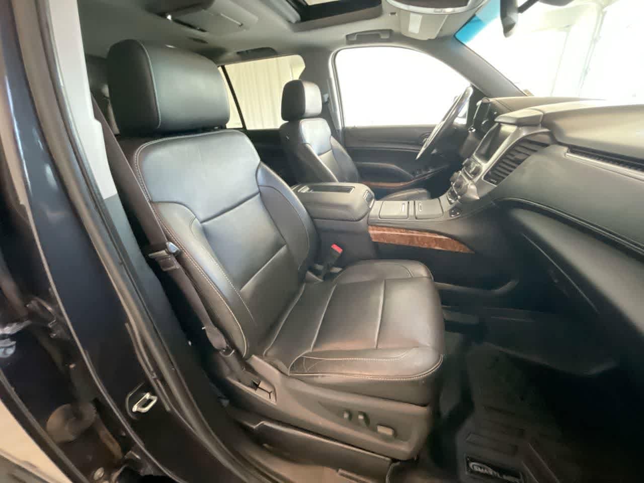 Thumbnail: 2015 Chevrolet Tahoe - 26