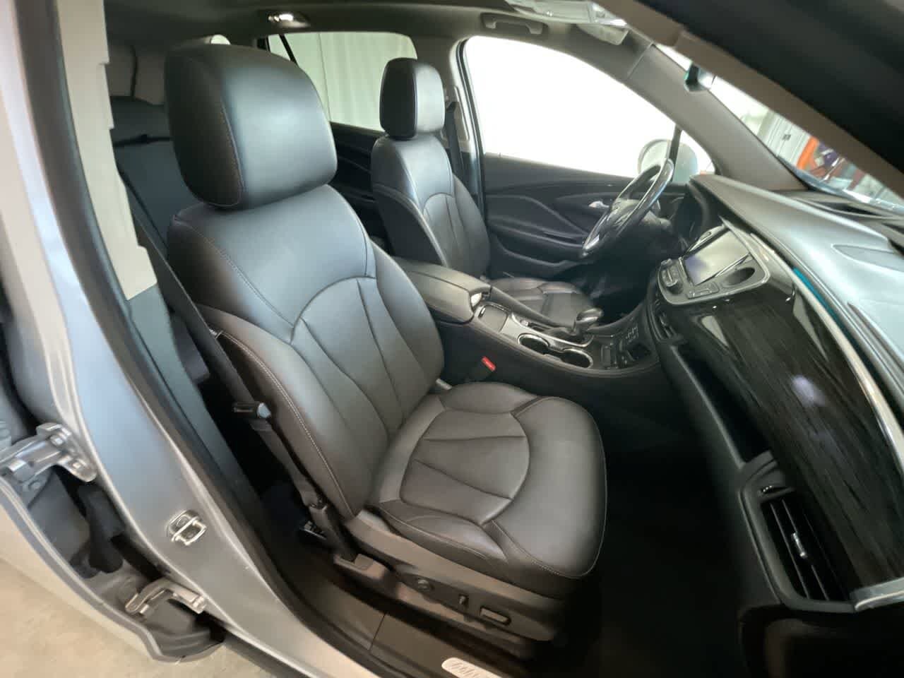 Thumbnail: 2017 Buick Envision - 25