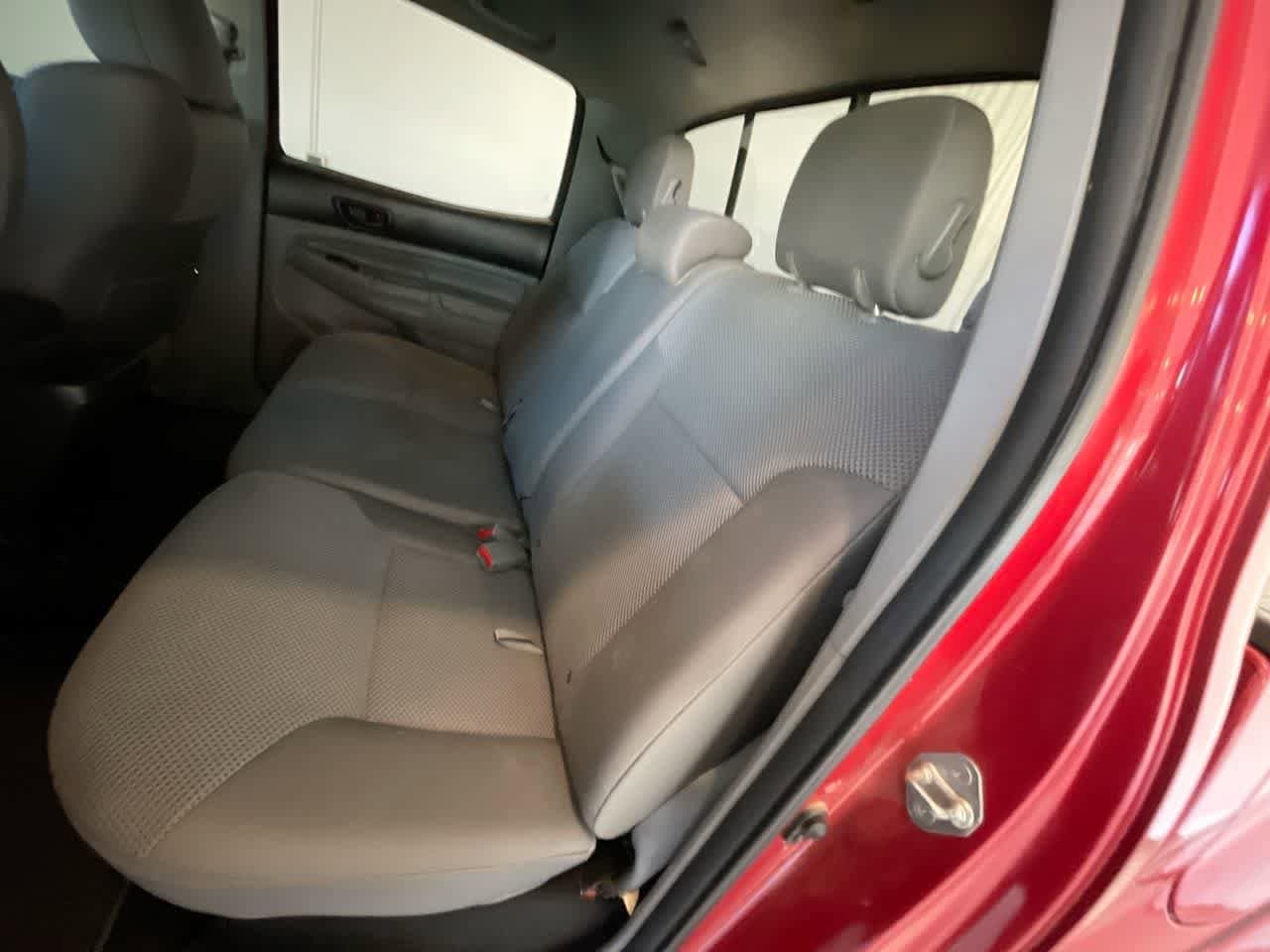 Thumbnail: 2014 Toyota Tacoma - 22