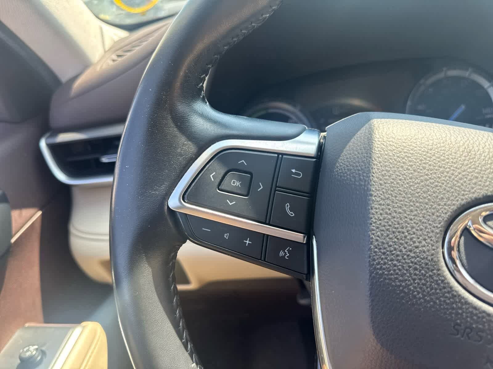 Thumbnail: 2021 Toyota Highlander - 43
