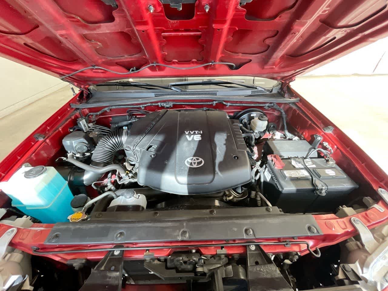 Thumbnail: 2013 Toyota Tacoma - 25