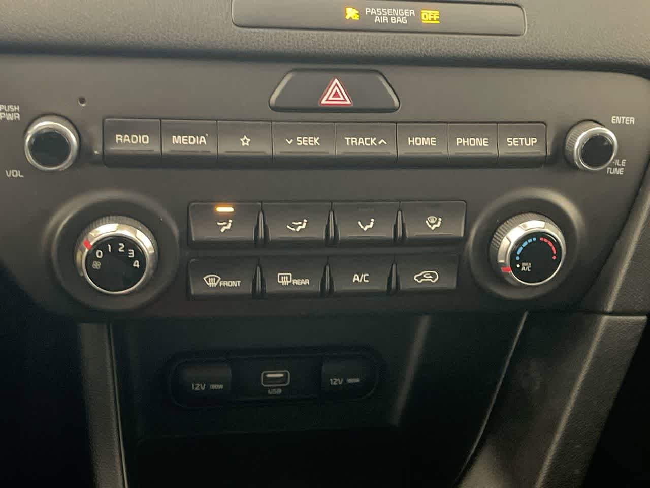 Thumbnail: 2020 Kia Sportage - 18