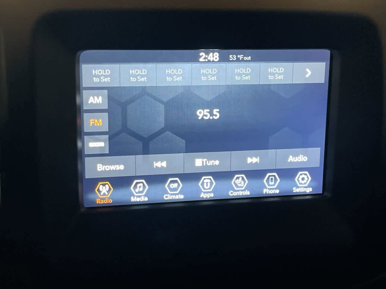 Thumbnail: 2021 Jeep Compass - 16