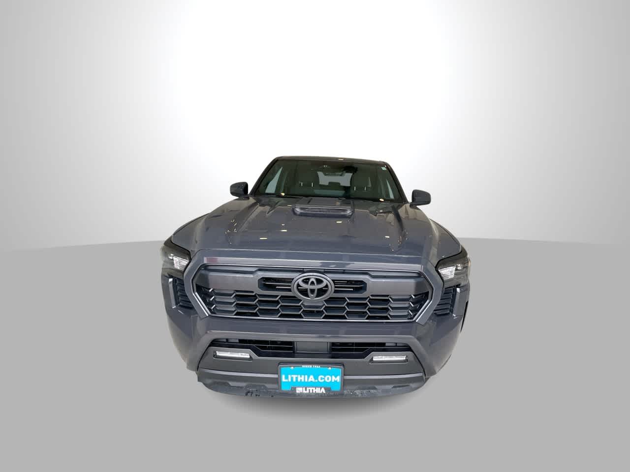 Thumbnail: 2024 Toyota Tacoma - 3