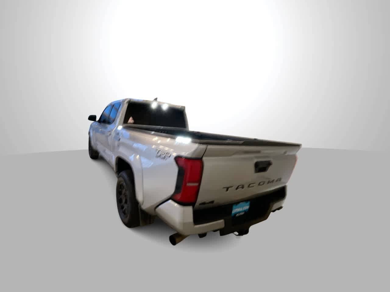 Thumbnail: 2024 Toyota Tacoma - 6