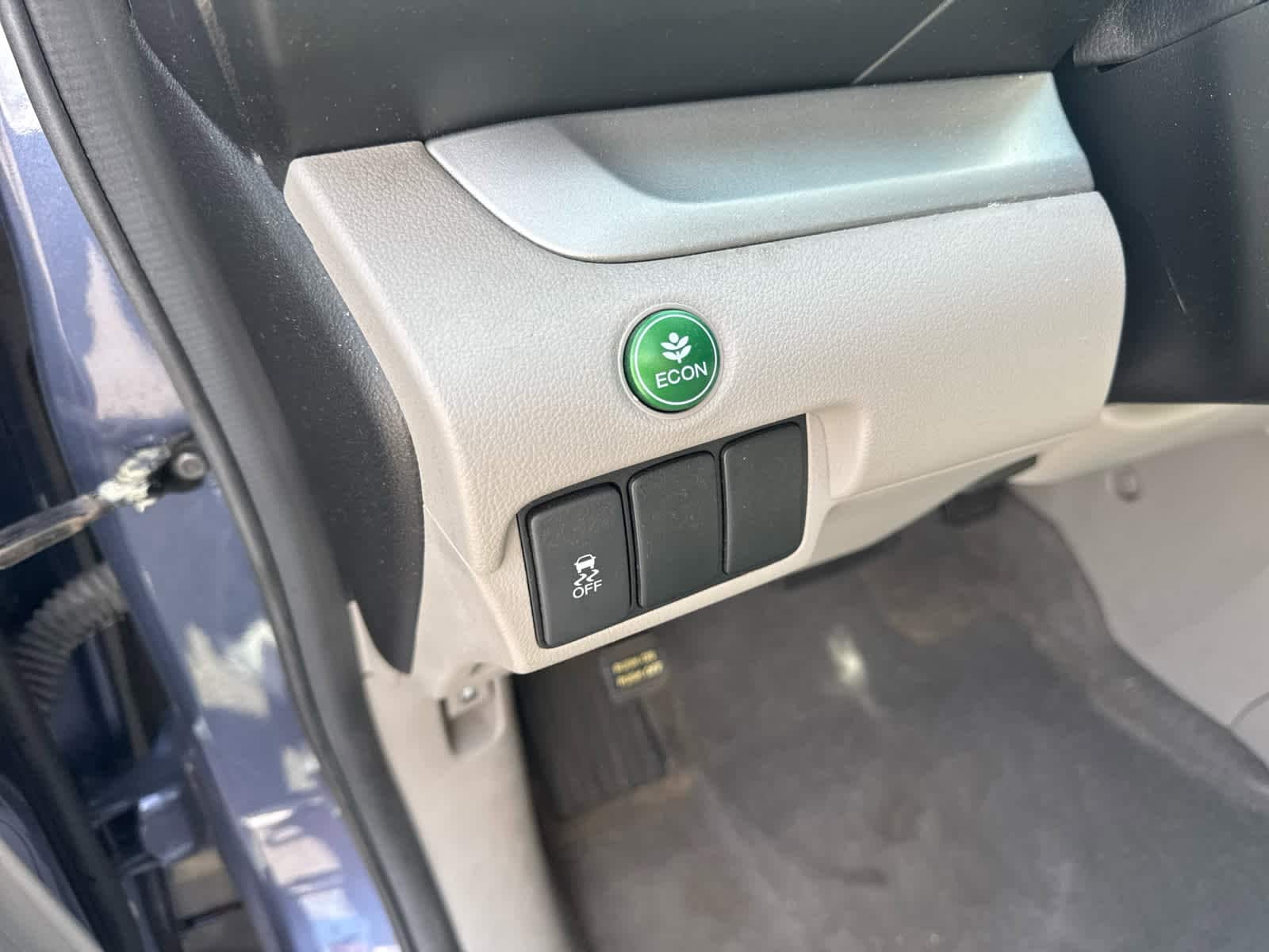 2013 Honda CR-V LX 26