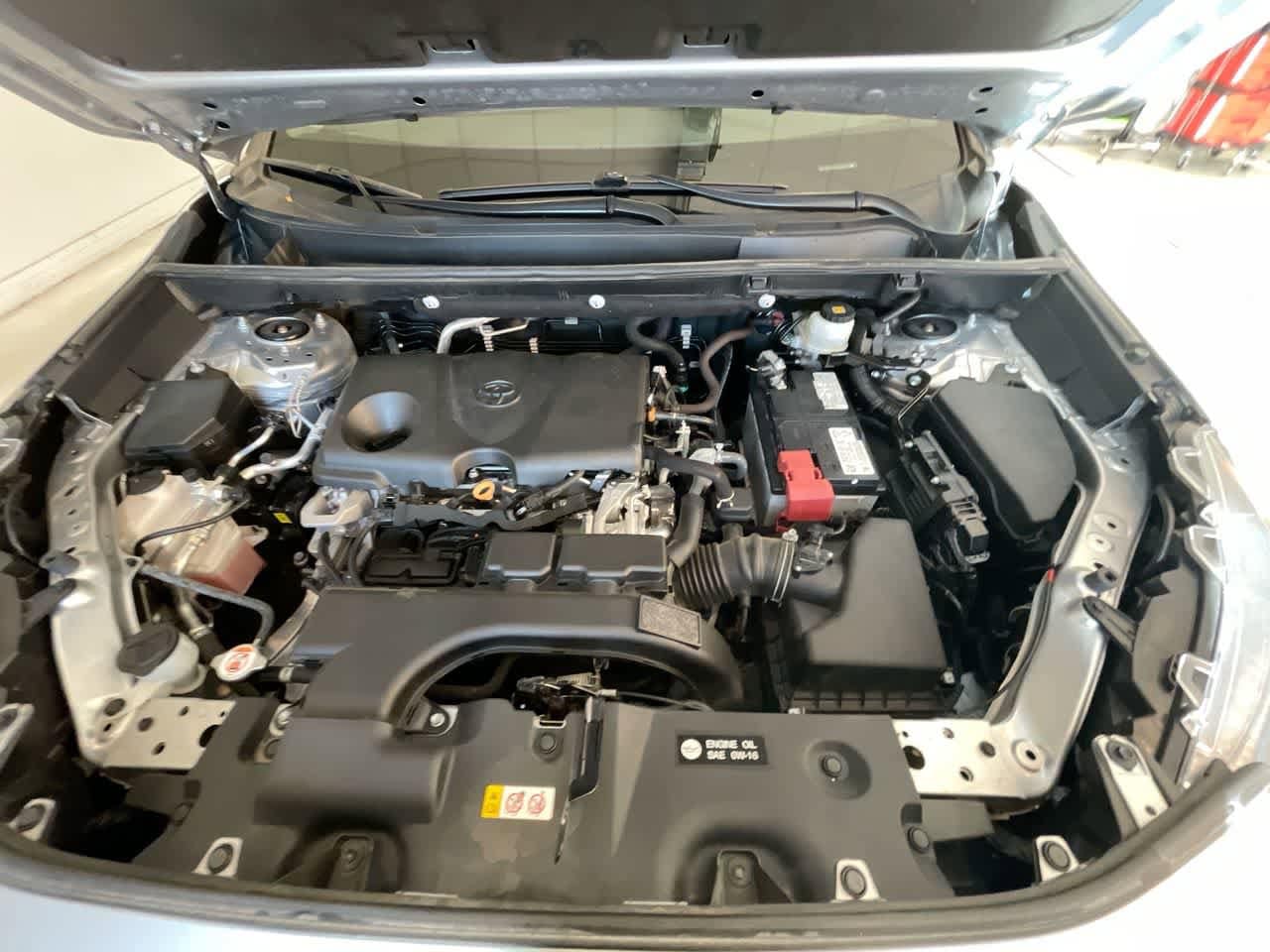 Thumbnail: 2021 Toyota RAV4 - 25