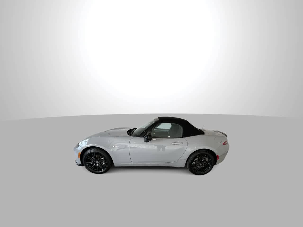 Thumbnail: 2025 Mazda MX-5 Miata - 5