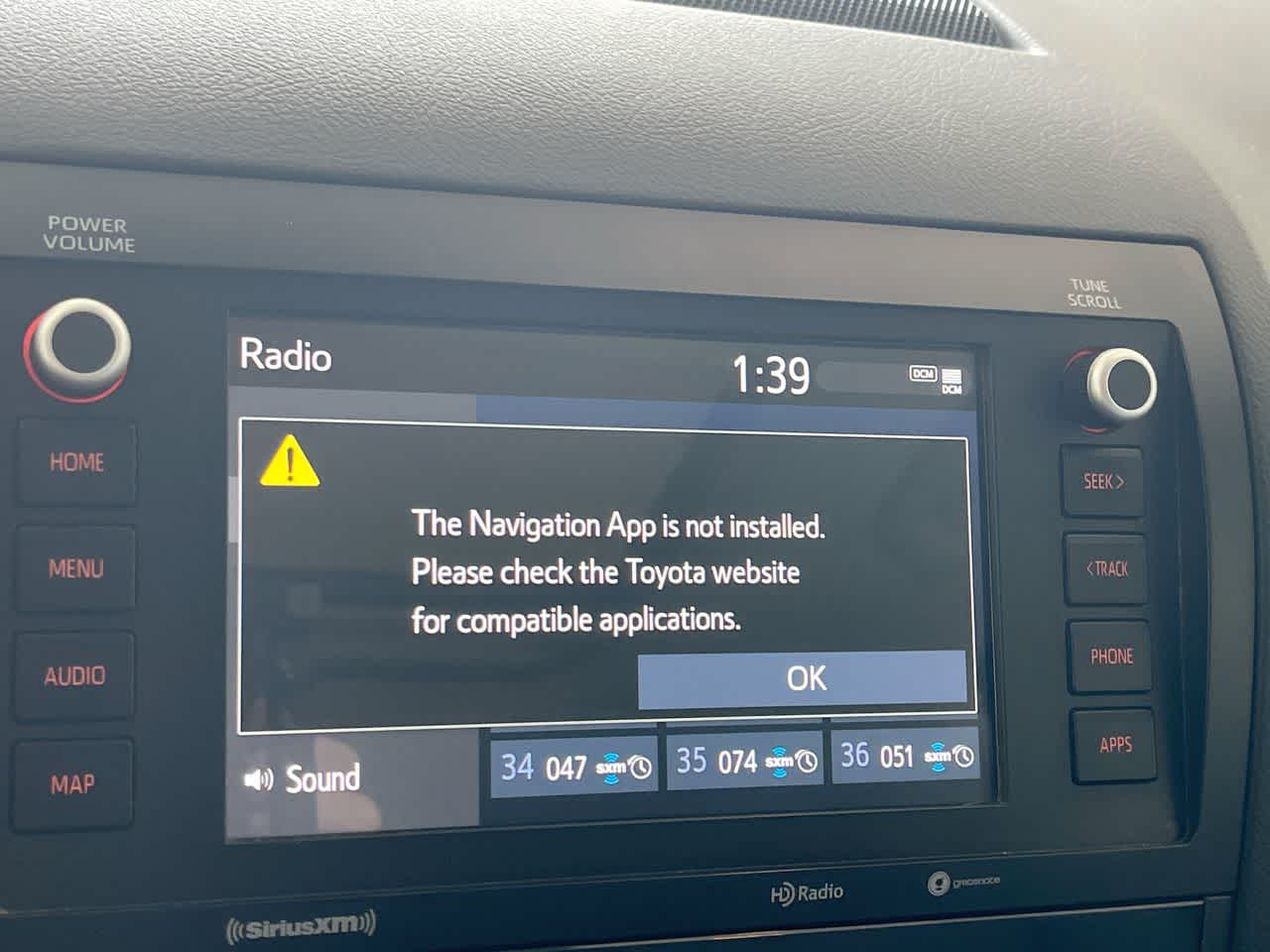 Thumbnail: 2021 Toyota Sequoia - 17