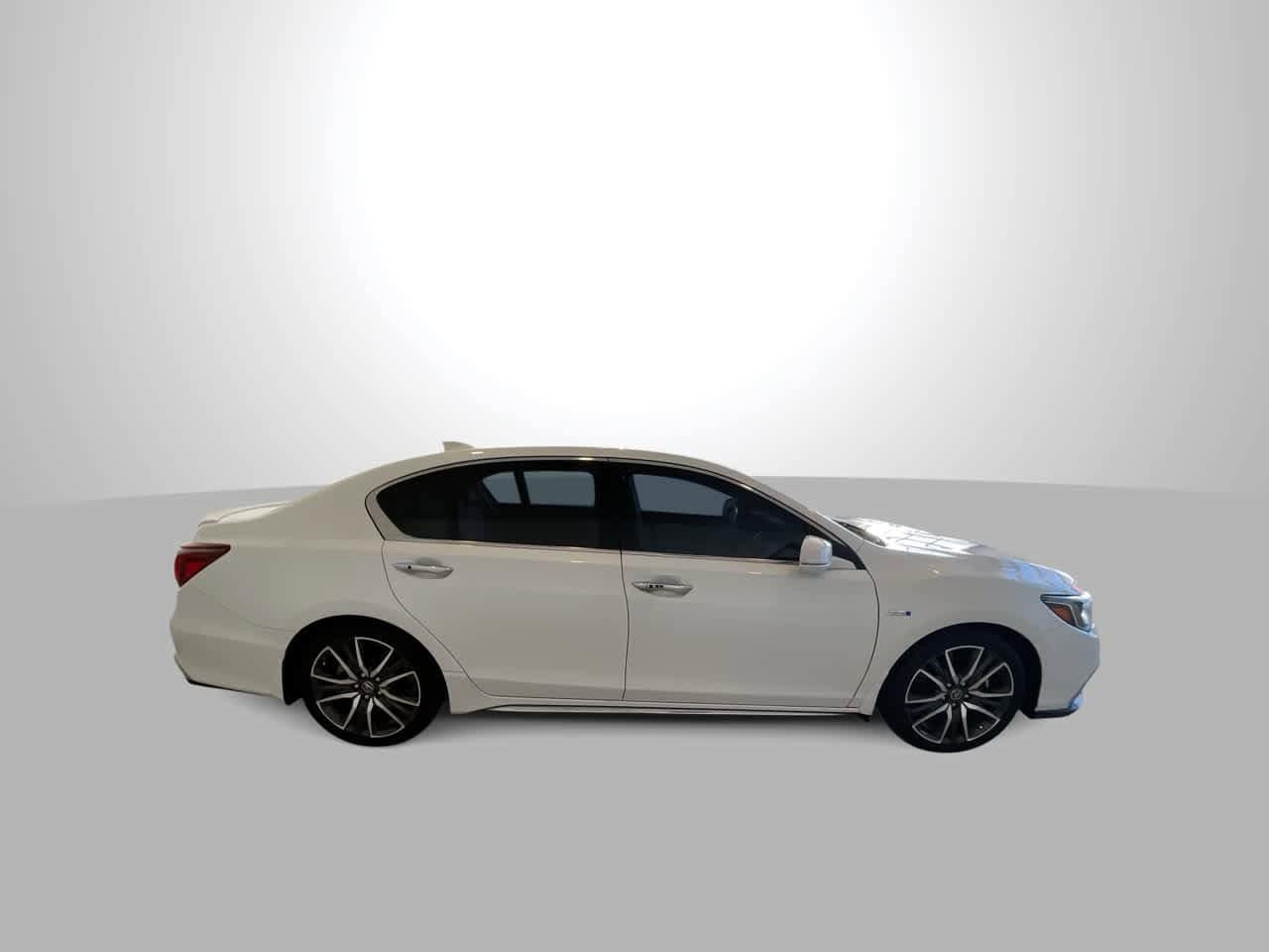 Thumbnail: 2019 Acura RLX - 9