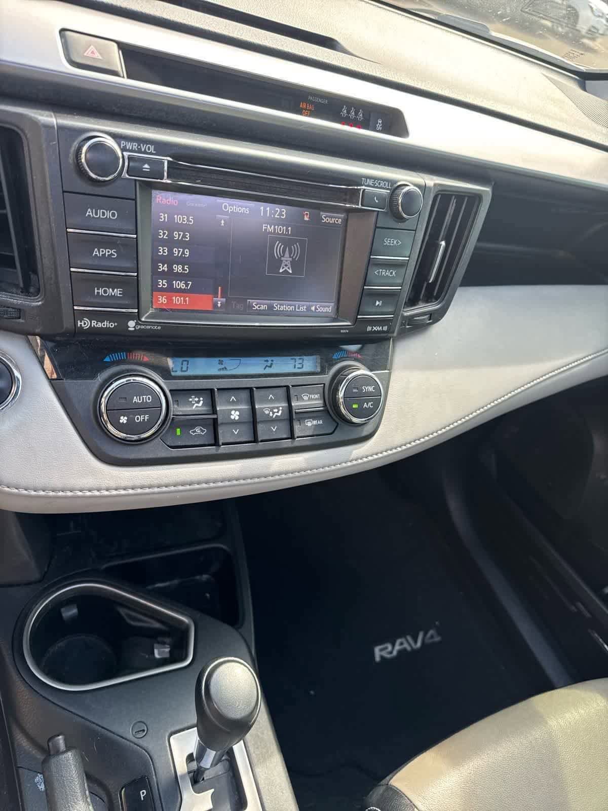 Thumbnail: 2018 Toyota RAV4 - 34