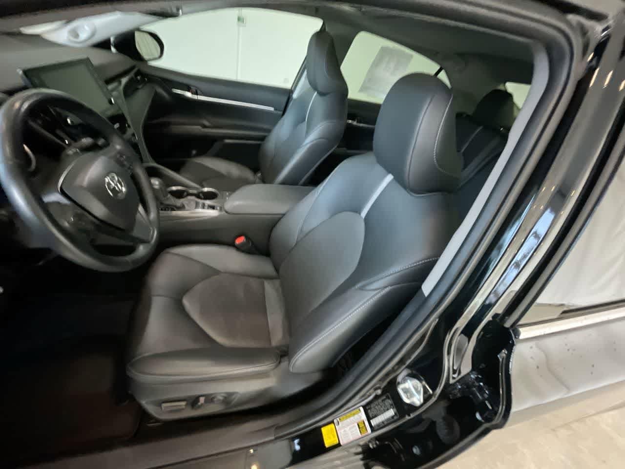 Thumbnail: 2023 Toyota Camry - 11