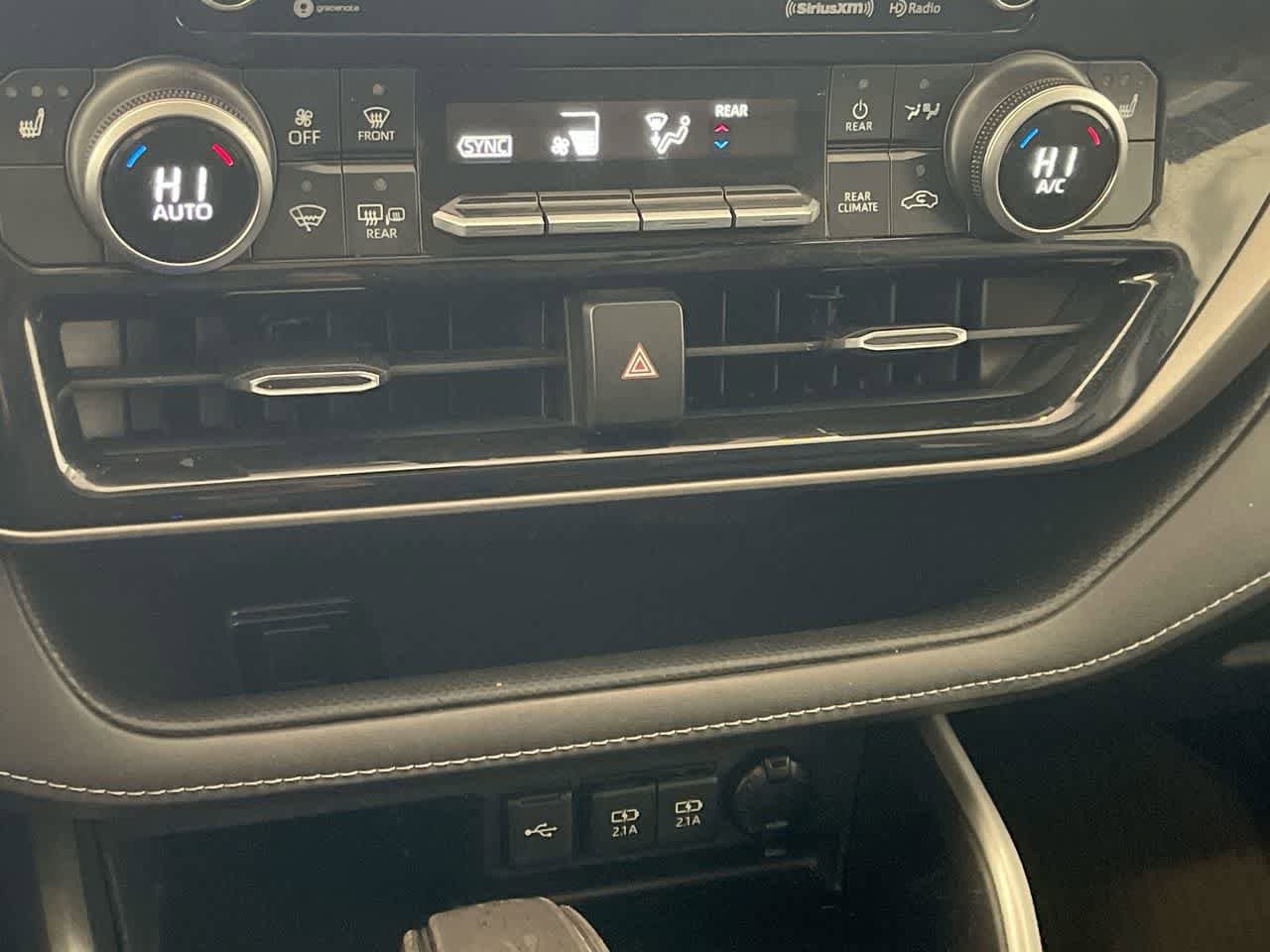 Thumbnail: 2020 Toyota Highlander - 19