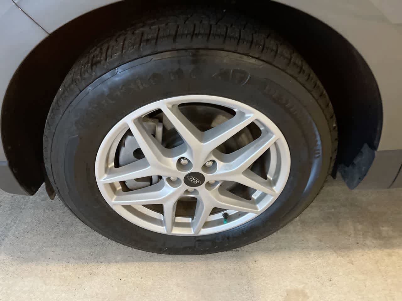 Thumbnail: 2024 Ford Edge - 10