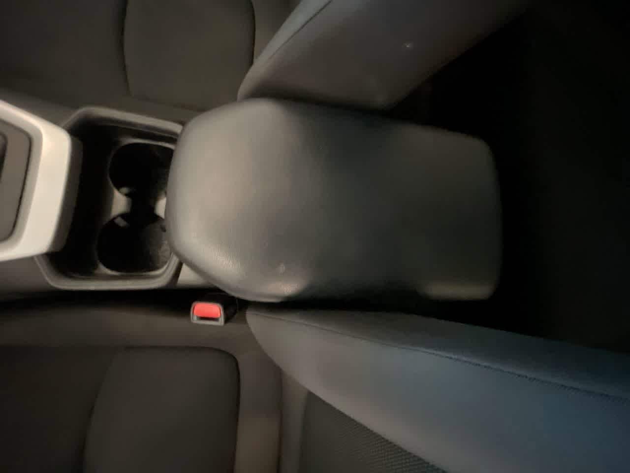 Thumbnail: 2021 Toyota RAV4 - 21