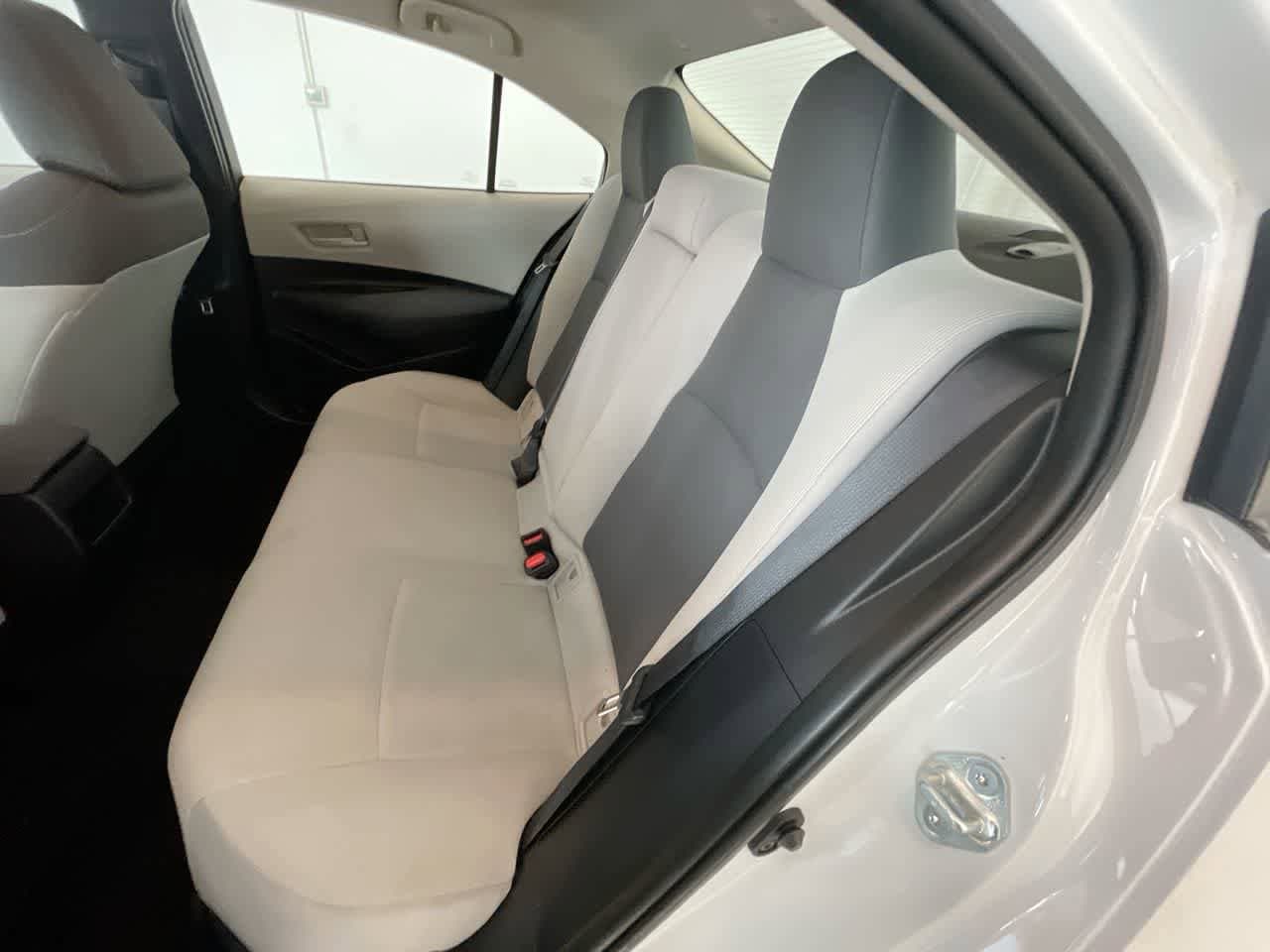 Thumbnail: 2022 Toyota Corolla - 22