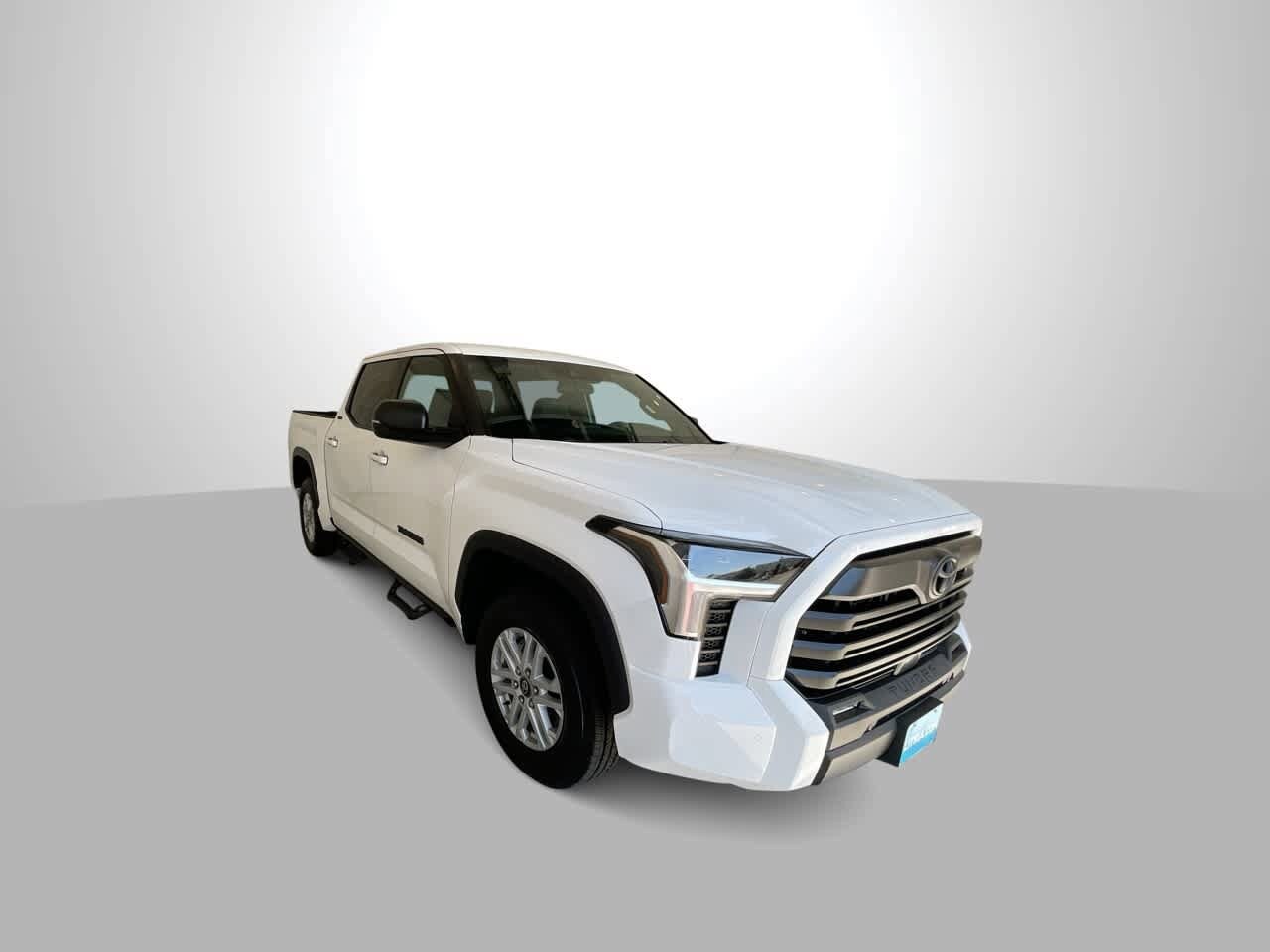 2025 Toyota Tundra SR5 CrewMax photo 2