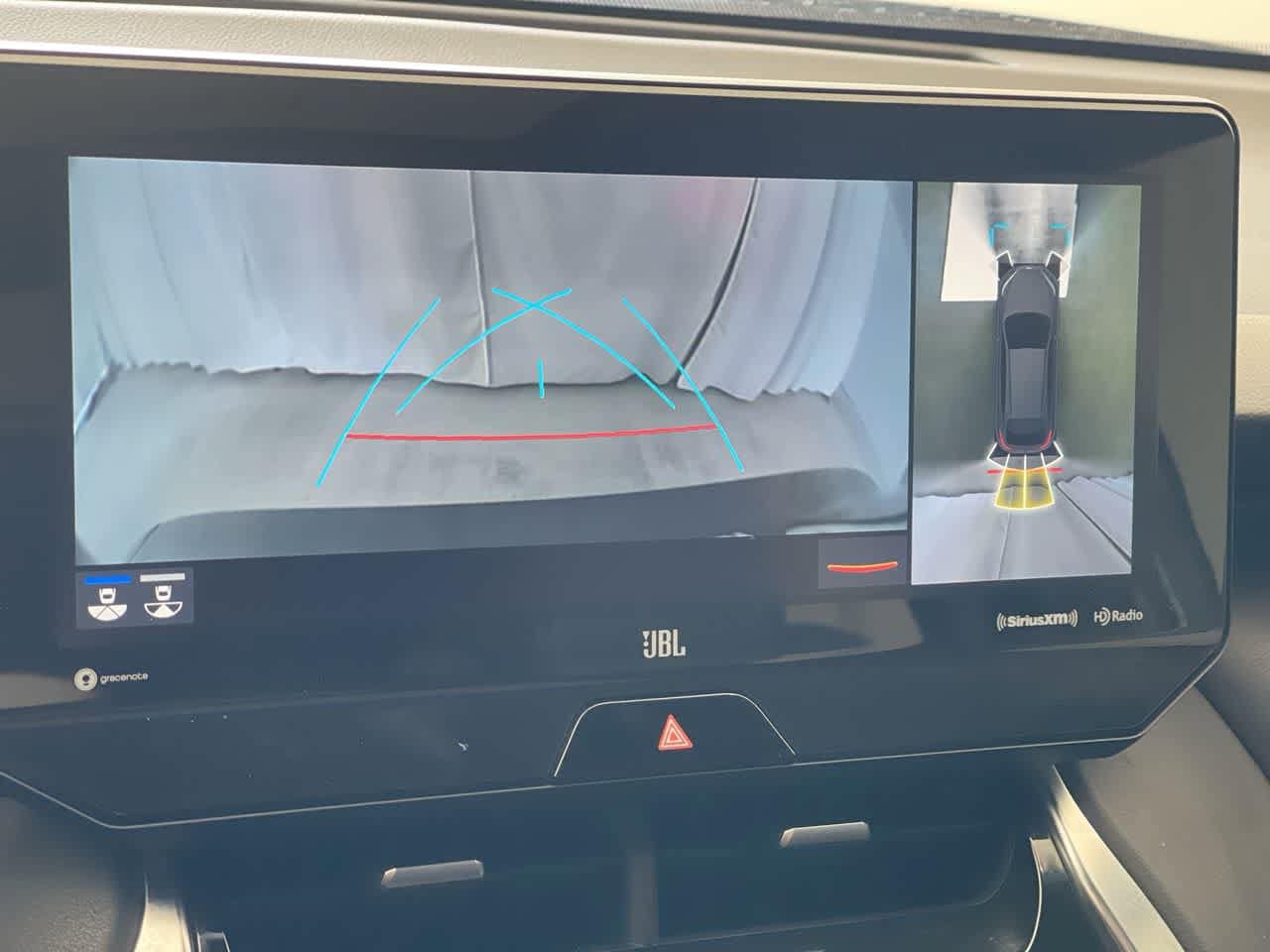 Thumbnail: 2021 Toyota Venza - 17