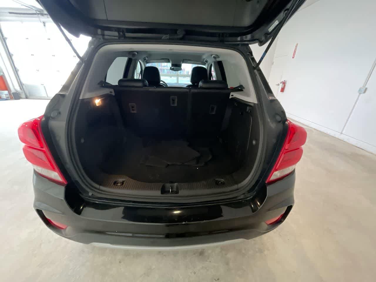 Thumbnail: 2019 Chevrolet Trax - 23