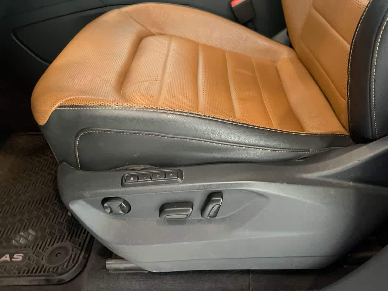 Thumbnail: 2018 Volkswagen Atlas - 12