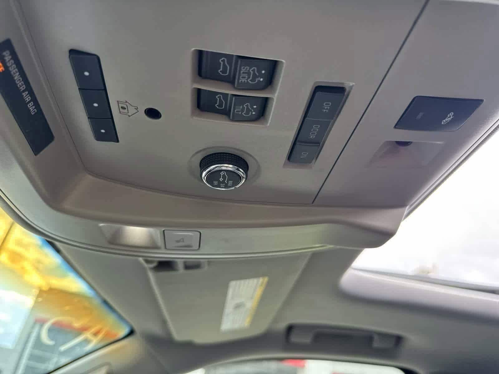 Thumbnail: 2016 Cadillac Escalade - 44