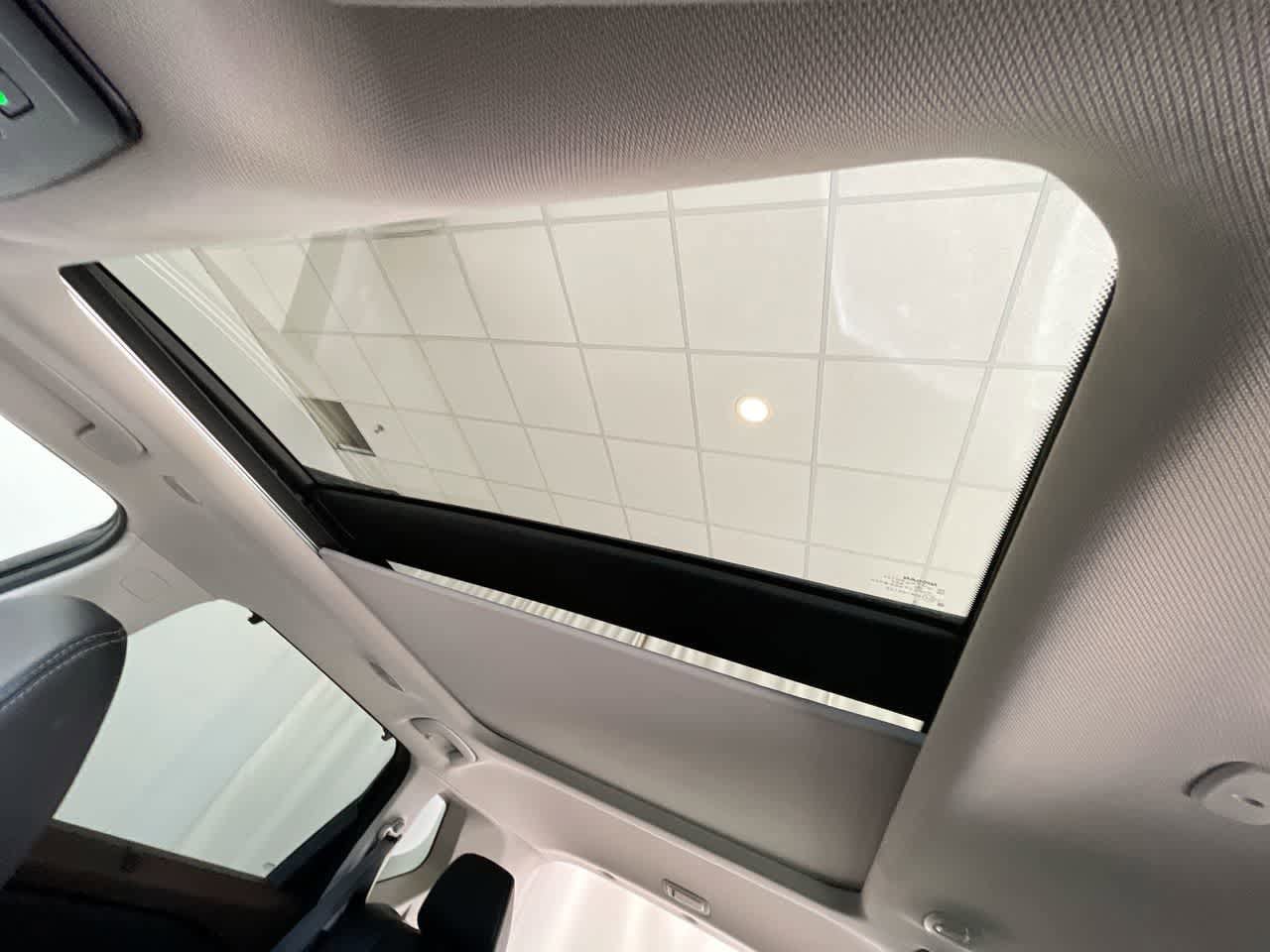 Thumbnail: 2023 Nissan Rogue - 22