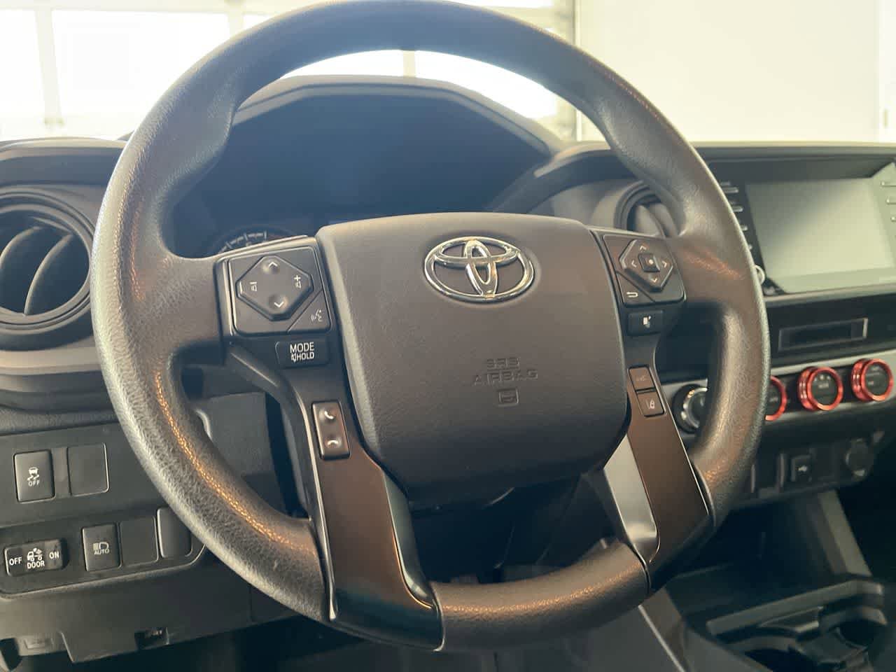 Thumbnail: 2022 Toyota Tacoma - 14