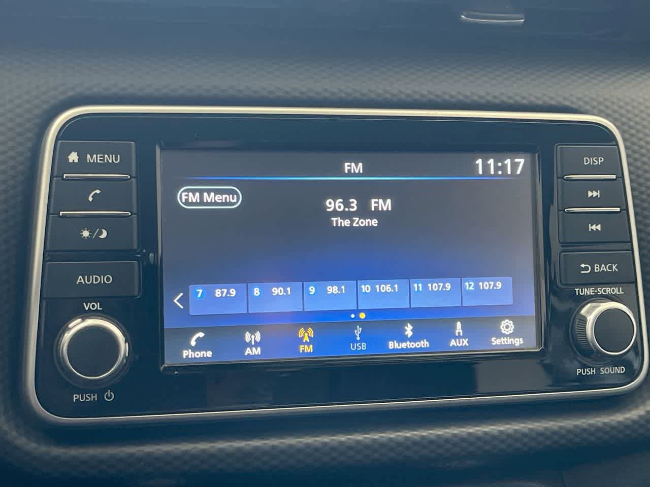 Thumbnail: 2022 Nissan Kicks - 16