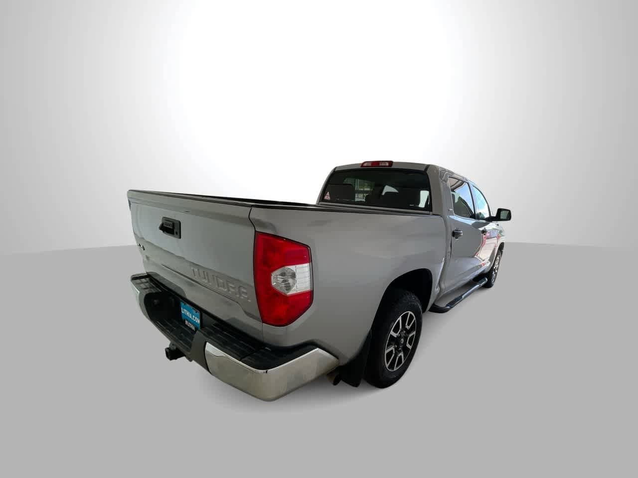 Thumbnail: 2017 Toyota Tundra - 8